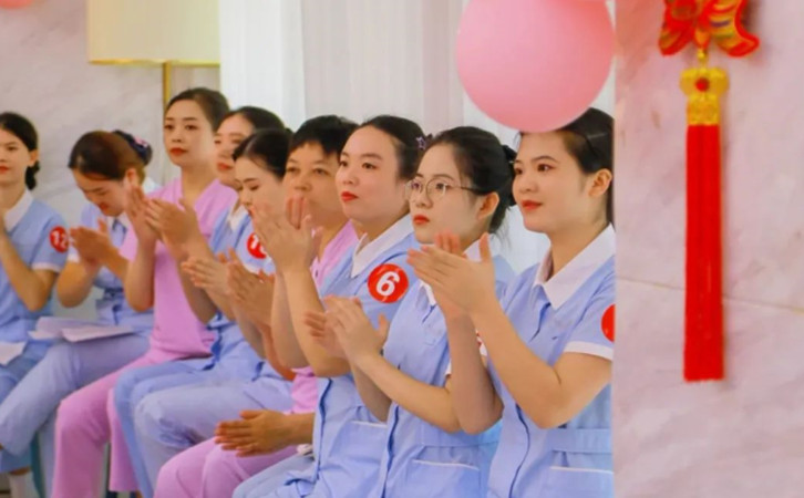 月子中心第五屆“天使杯”護(hù)理技能大賽圓滿(mǎn)舉辦成功5 月子中心第五屆“天使杯”護(hù)理技能大賽圓滿(mǎn)舉辦成功5